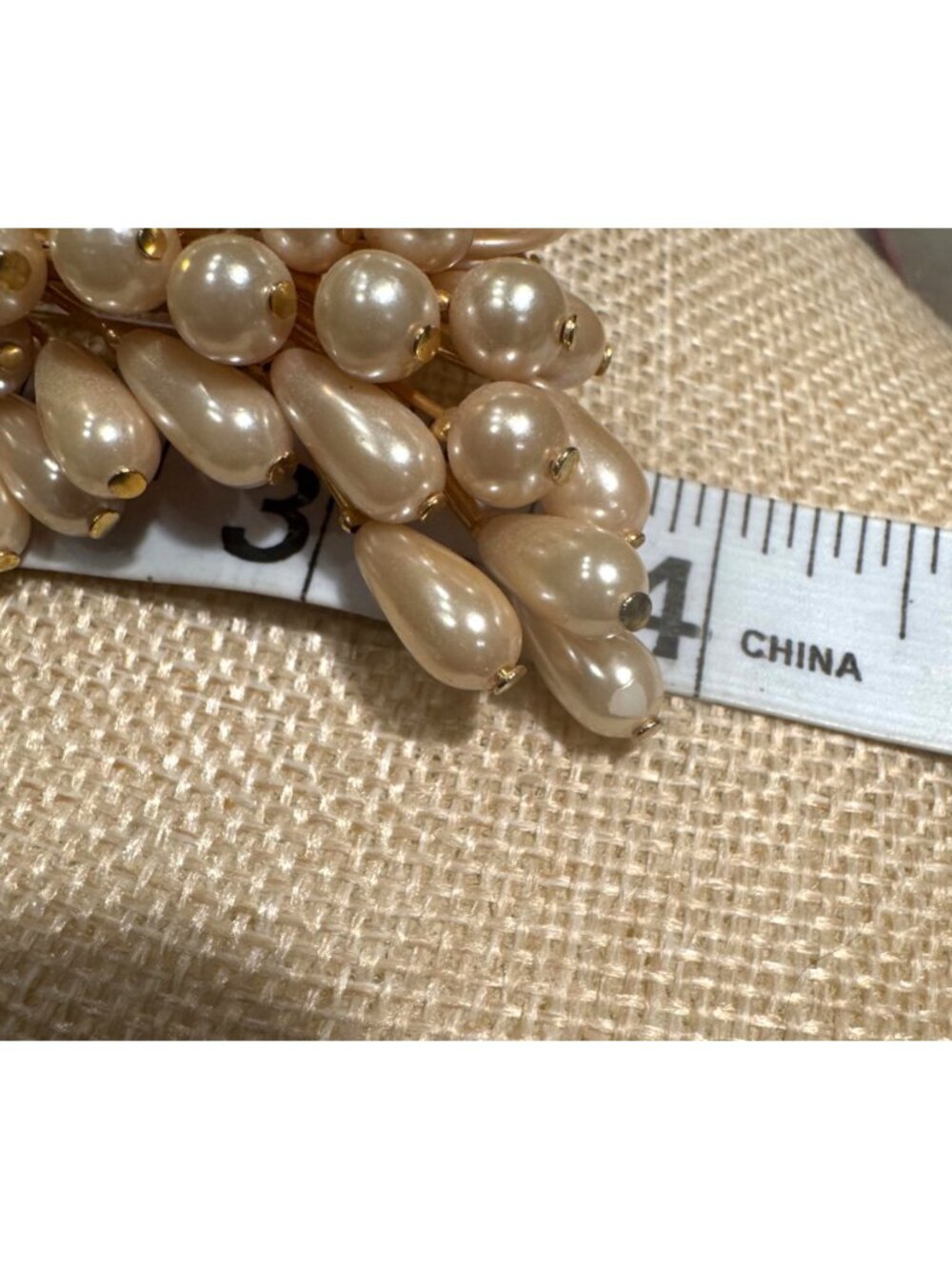 Vintage Pearl Cluster Leaf Brooch 4” Creamy Faux Pearl Large Pin Gold Tone - Picture 10 of 11